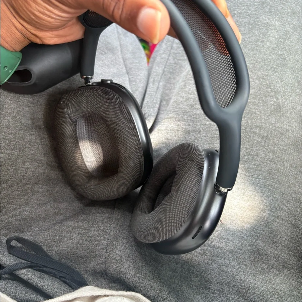 Apple AirPod max